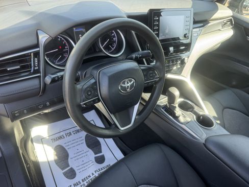 Certified 2021 Toyota Camry LE FWD image 21