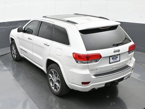 Used 2020 Jeep Grand Cherokee Overland AWD/4WD image 29