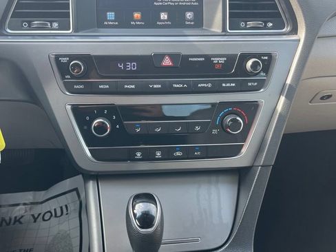 Used 2017 Hyundai Sonata SE FWD image 20