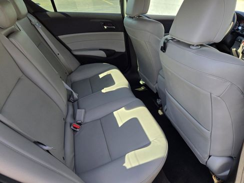 Used 2017 Acura ILX image 24
