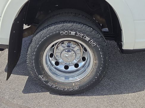 Used 2024 RAM 3500 Limited AWD/4WD image 7