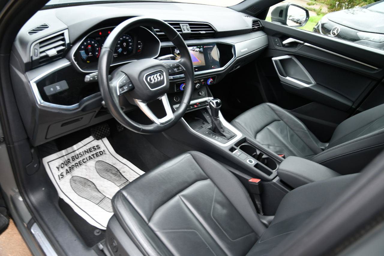 Used 2024 Audi Q3 2.0T Premium AWD/4WD image 23