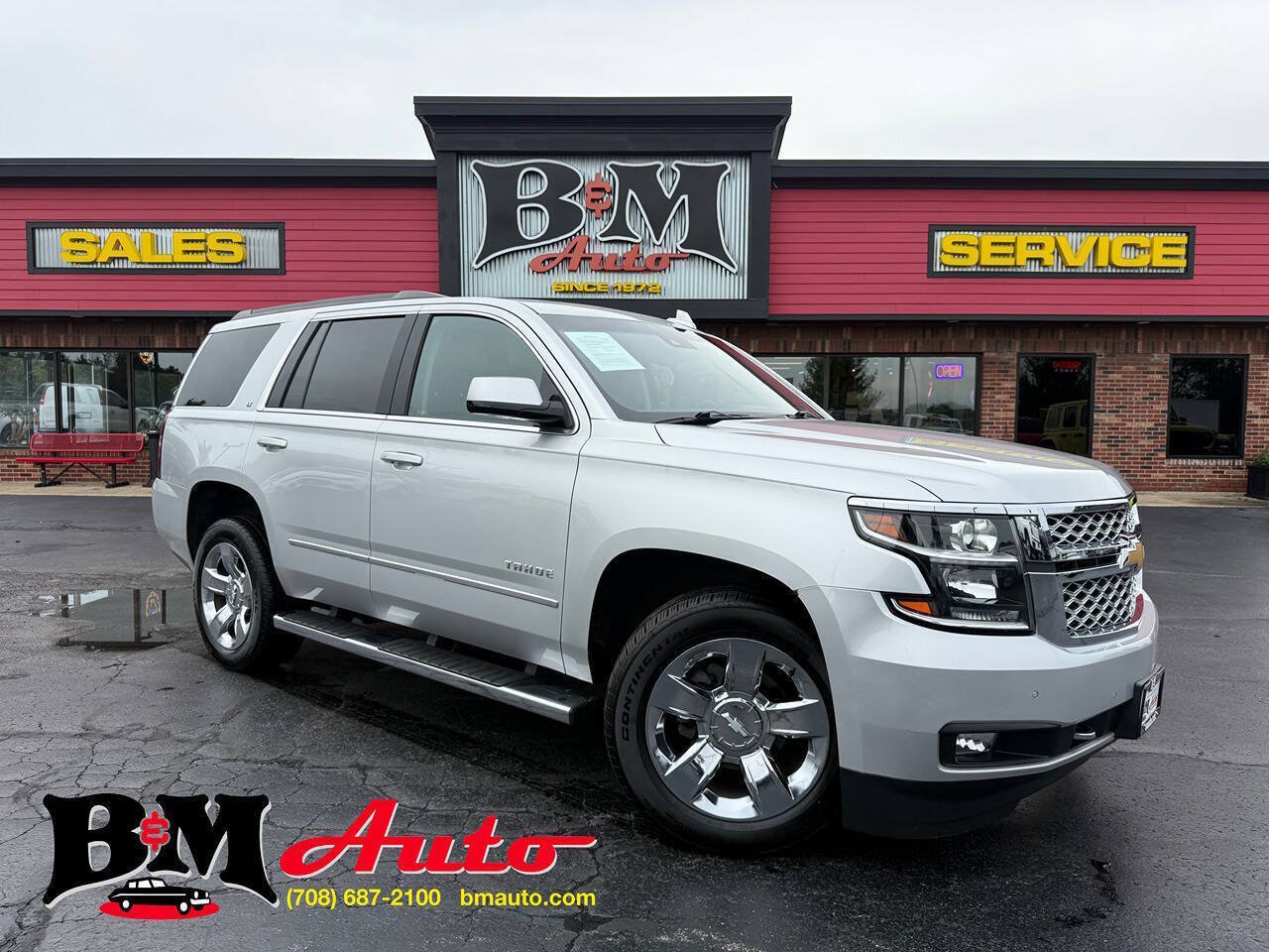 Used 2017 Chevrolet Tahoe LT w/ LT Signature Package AWD/4WD image 1