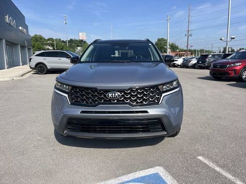 Certified 2021 Kia Sorento S w/ Panoramic Sunroof Package AWD/4WD image 8
