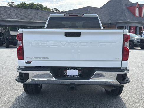 Used 2025 Chevrolet Silverado 2500 LT w/ Convenience Package AWD/4WD image 6