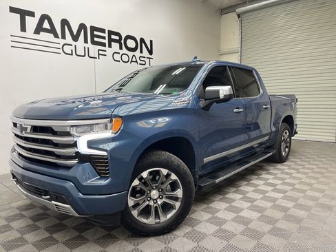 Used 2024 Chevrolet Silverado 1500 High Country w/ Z71 Off-Road Package image 1