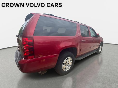 Used 2014 Chevrolet Suburban LT w/ Luxury Package AWD/4WD image 5