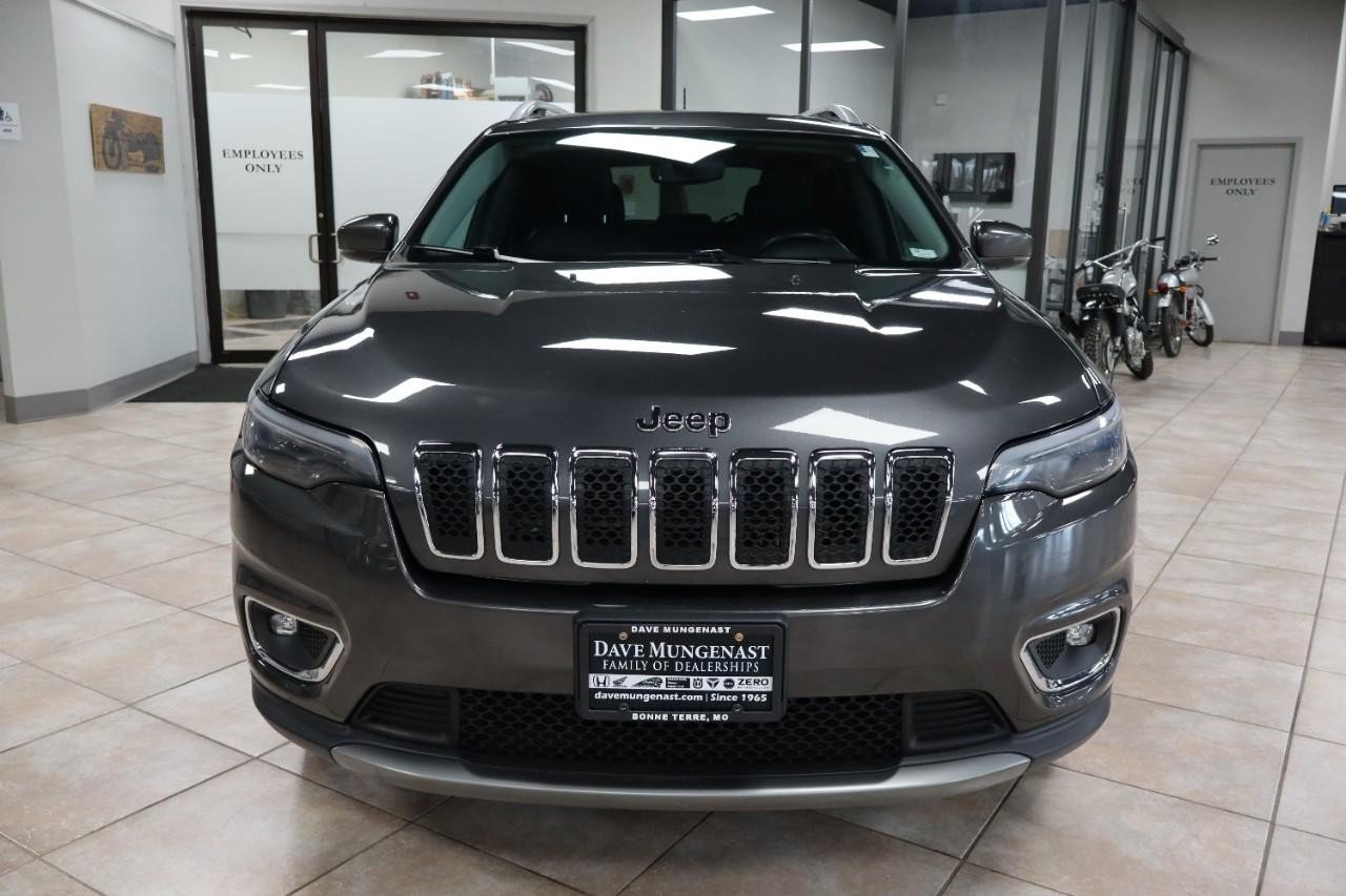 Used 2019 Jeep Cherokee Limited AWD/4WD image 8