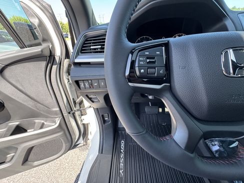 New 2026 Honda Odyssey Sport-L image 24