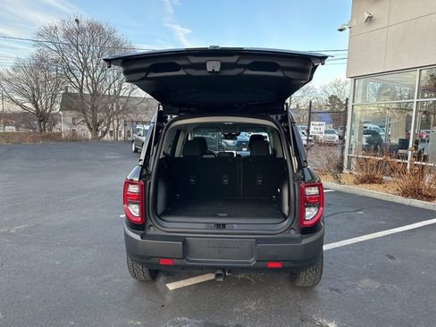 Used 2023 Ford Bronco Sport Badlands image 11