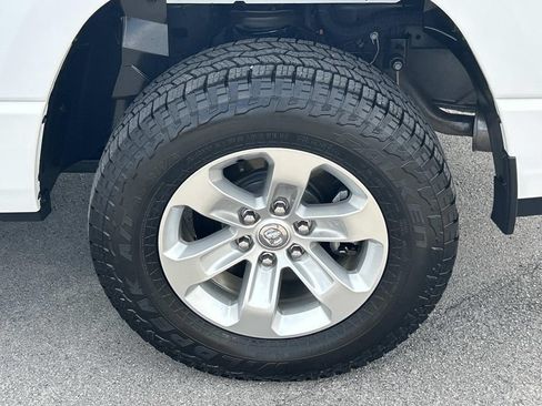 Used 2023 RAM 1500 Laramie AWD/4WD image 17