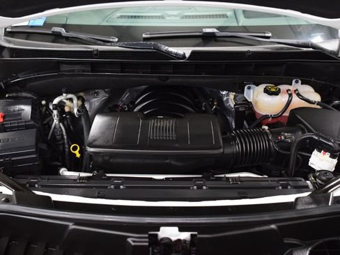 Used 2024 GMC Yukon XL Denali AWD/4WD image 32