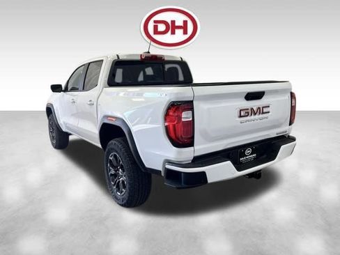 New 2025 GMC Canyon Elevation w/ Convenience Package image 17