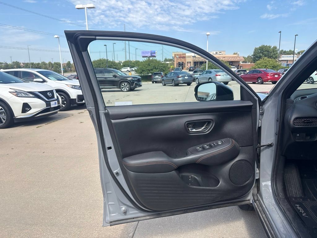 Certified 2024 Honda HR-V Sport image 9