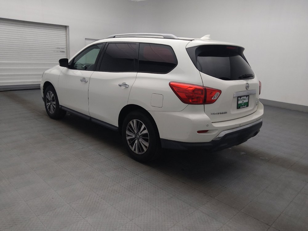 Used 2020 Nissan Pathfinder SV AWD/4WD image 3