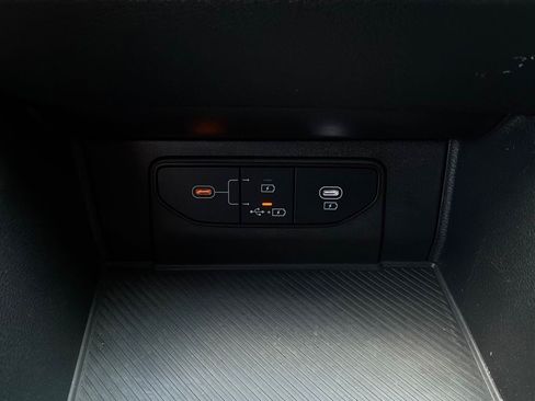 Used 2026 Kia Sportage LX FWD image 24
