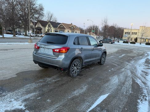 Used 2017 Mitsubishi Outlander Sport SE image 7