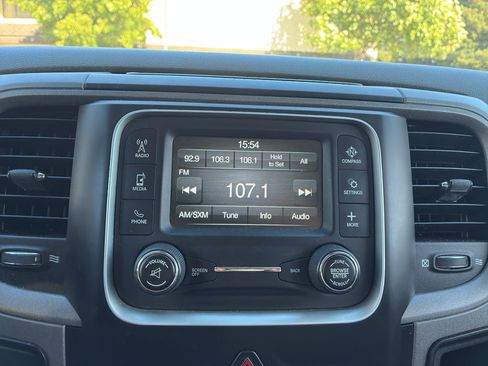 Used 2014 RAM 2500 Tradesman w/ Chrome Appearance Group AWD/4WD image 35