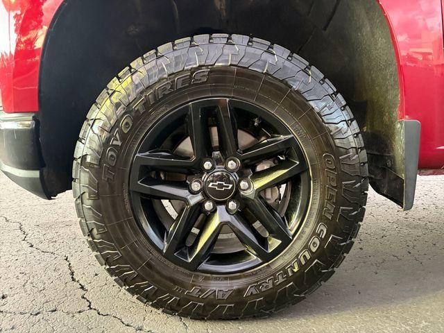 Used 2019 Chevrolet Silverado 1500 Custom Trail Boss w/ Custom Convenience Package AWD/4WD image 24