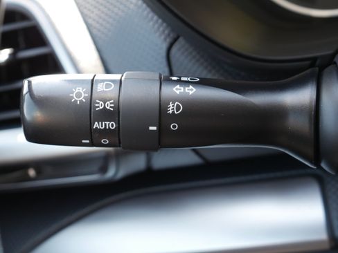 Used 2023 Subaru Forester Premium AWD/4WD image 28