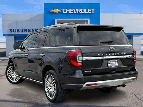 Used 2024 Ford Expedition Limited image 12