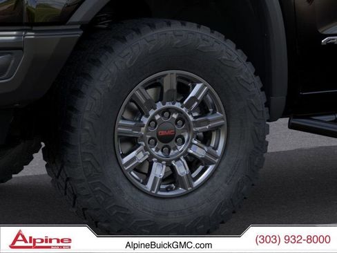 New 2026 GMC Sierra 1500 AT4X w/ LPO, Black Badging Package AWD/4WD image 9