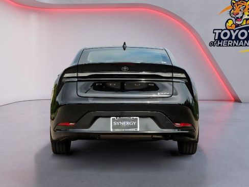 New 2026 Toyota Prius Plug-In Hybrid FWD image 7
