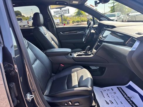 Used 2023 Cadillac XT6 Premium Luxury FWD image 15