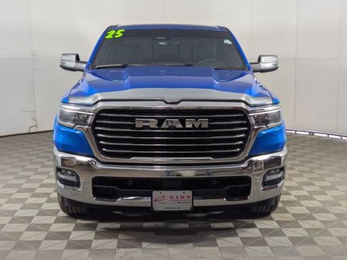 Used 2025 RAM 1500 Laramie AWD/4WD image 7