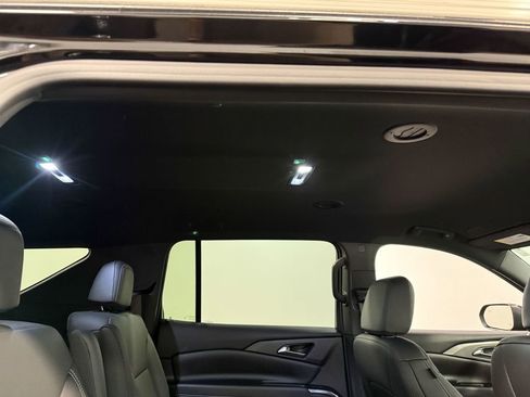 Used 2026 Chevrolet Traverse LT AWD/4WD image 68