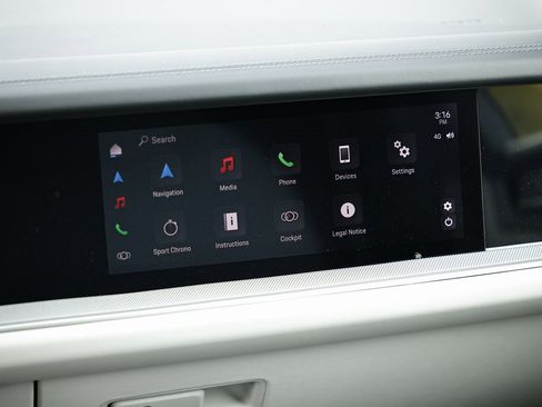 New 2025 Porsche Cayenne Coupe image 33