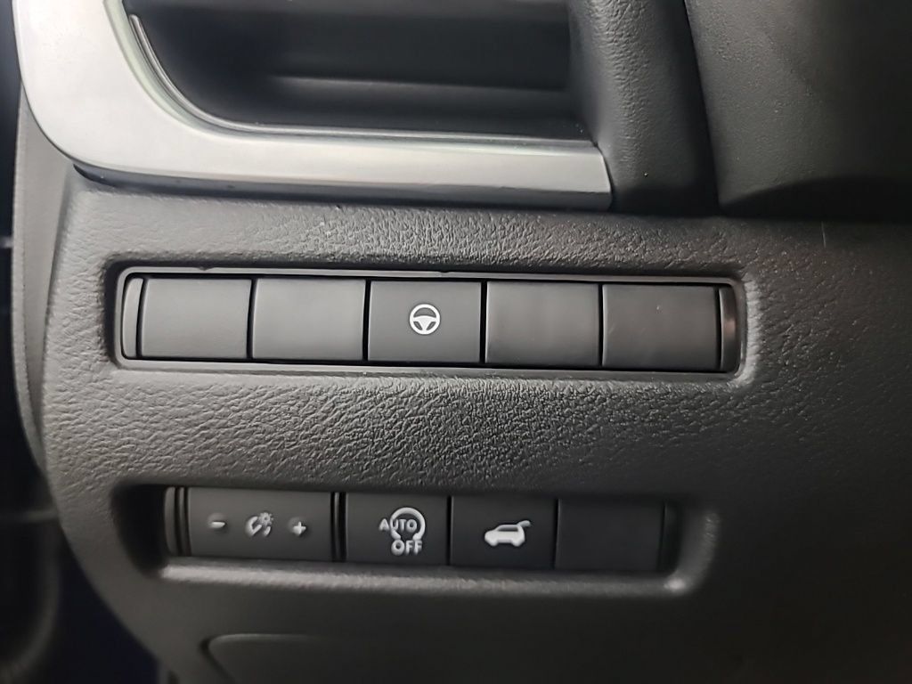 Used 2026 Nissan Rogue SV AWD/4WD image 26