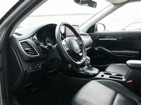 Used 2023 Kia Seltos SX w/ SX Sunroof Package image 13