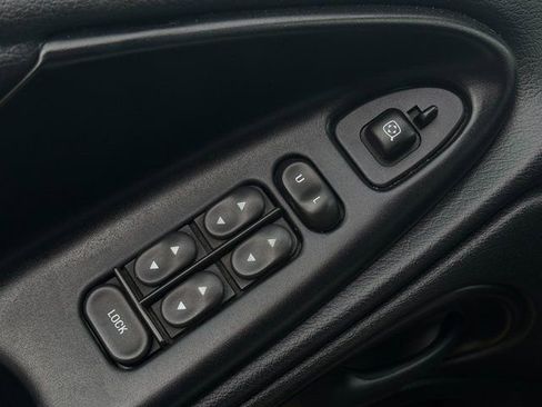 Used 1998 Ford Mustang Cobra image 22