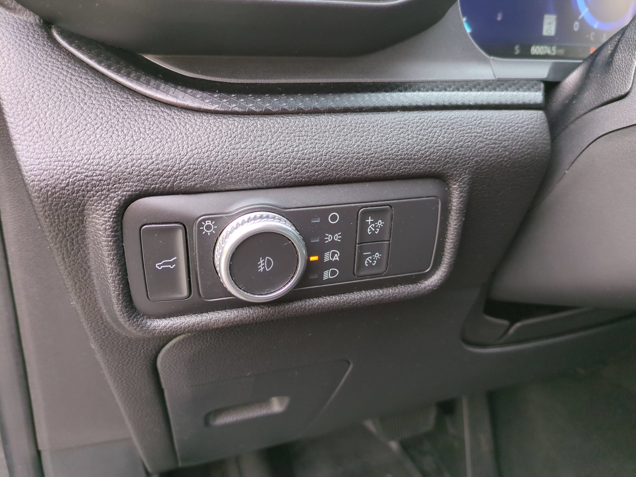 Used 2022 Ford Explorer ST w/ Equipment Group 401A AWD/4WD image 20