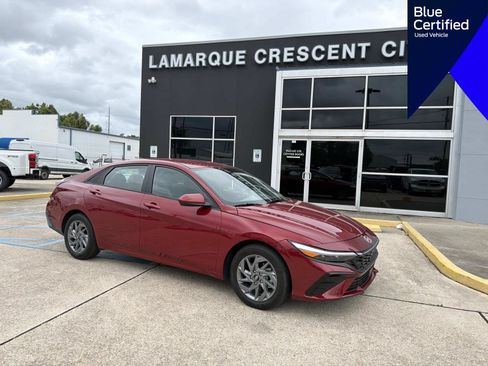 Used 2024 Hyundai Elantra SEL FWD image 1