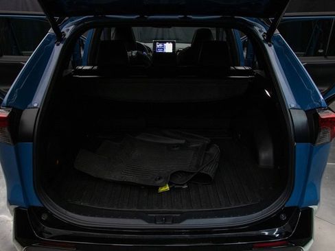 Used 2022 Toyota RAV4 XSE image 19