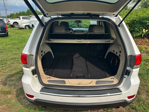 Used 2014 Jeep Grand Cherokee Limited AWD/4WD image 22