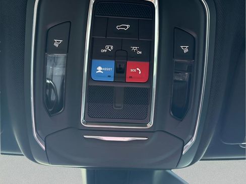New 2025 Jeep Grand Cherokee Limited AWD/4WD image 25