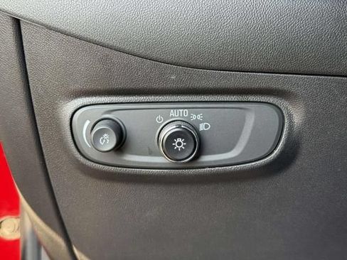 Used 2024 Chevrolet Equinox RS FWD image 20