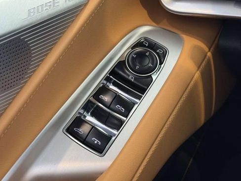 Used 2023 Chevrolet Corvette Stingray Preferred Conv w/ Z51 Performance Package RWD image 14