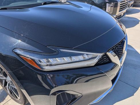 Used 2022 Nissan Maxima SV w/ Floor Mat Group FWD image 2