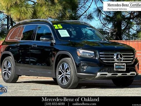 Certified 2025 Mercedes-Benz GLB 250 4MATIC image 1