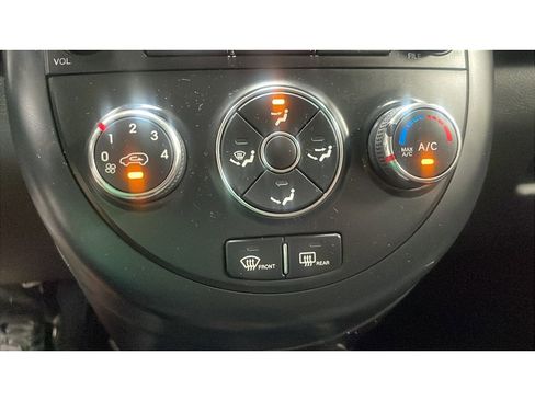 Used 2013 Kia Soul Soul Fwd image 13