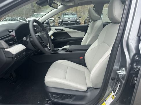 New 2026 Toyota Camry XLE AWD/4WD image 35