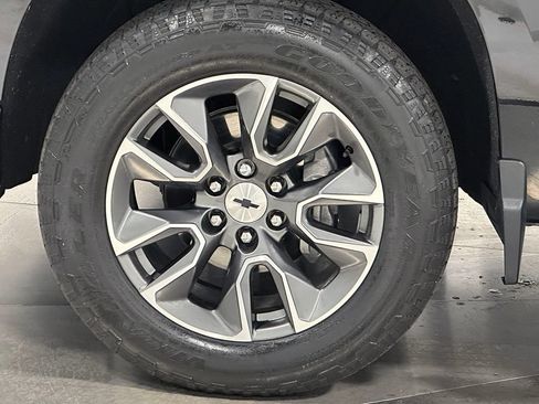 Used 2023 Chevrolet Silverado 1500 RST AWD/4WD image 17