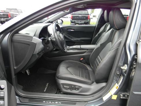 Used 2019 Toyota Avalon Touring w/ All Weather Liner Package FWD image 20