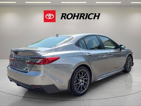 Used 2026 Toyota Camry SE FWD image 6