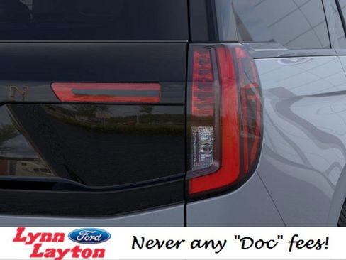 New 2026 Ford Expedition Tremor image 21