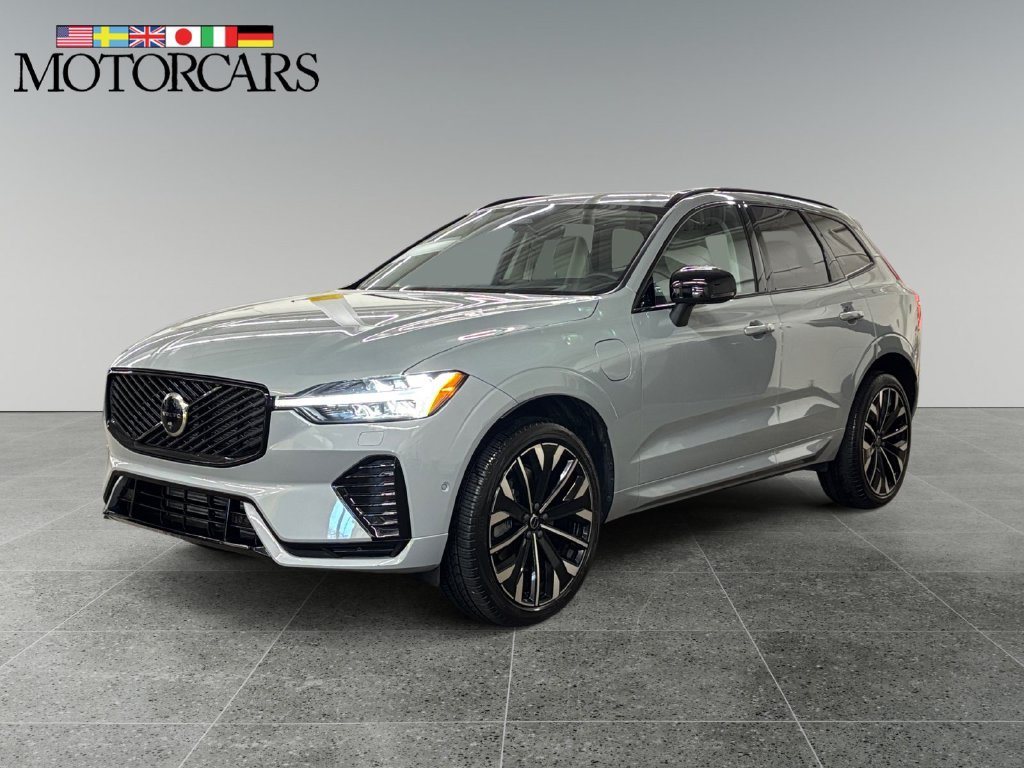 Certified 2026 Volvo XC60 T8 Ultra w/ Protection Package Premier AWD/4WD image 7